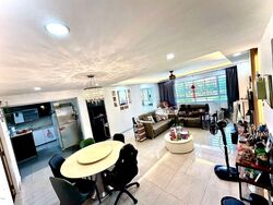 Blk 402 Bukit Batok West Avenue 7 (Bukit Batok), HDB Executive #557928911